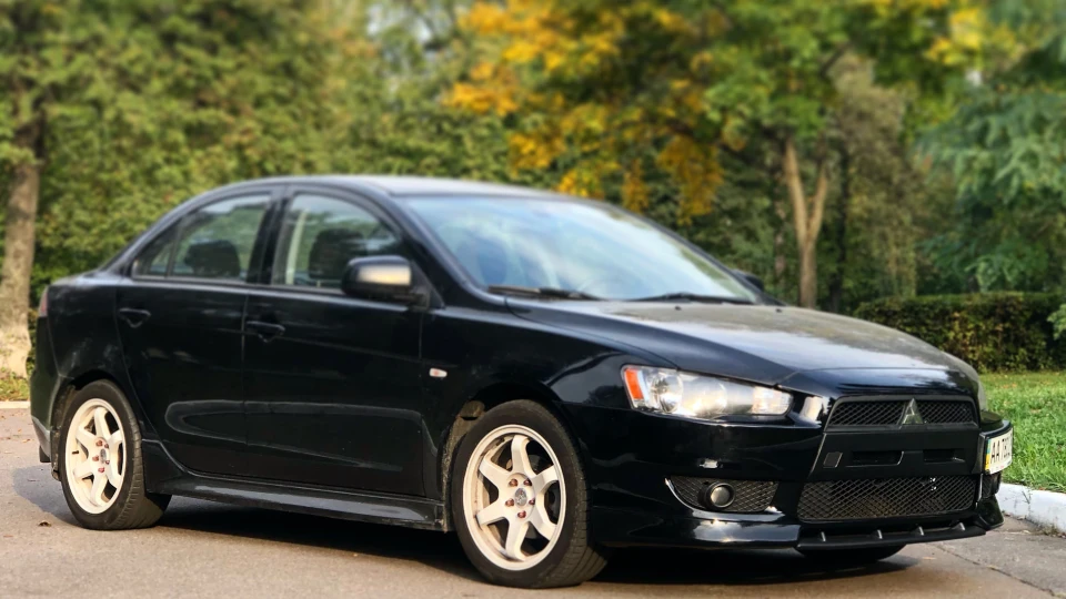 Mitsubishi Lancer BLACK BETTY 4
