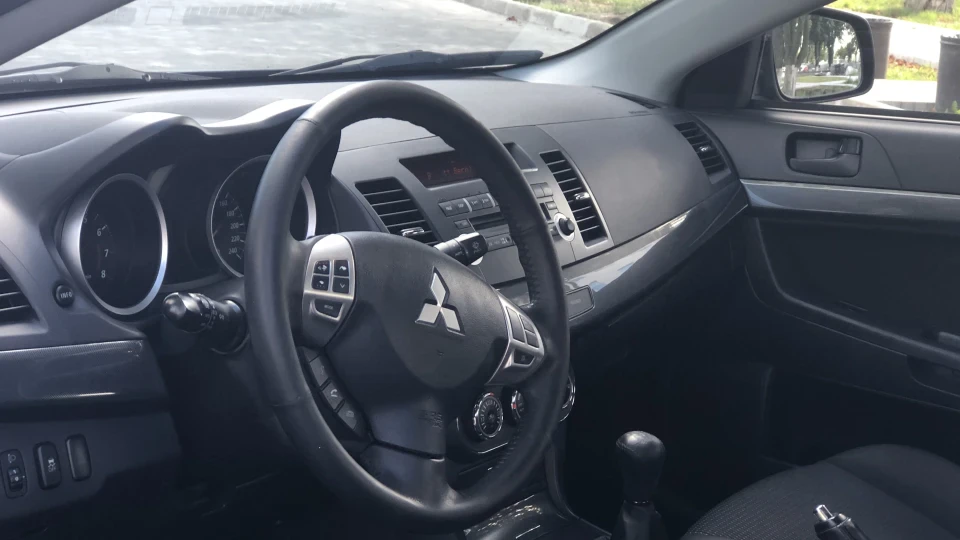 Mitsubishi Lancer BLACK BETTY 5