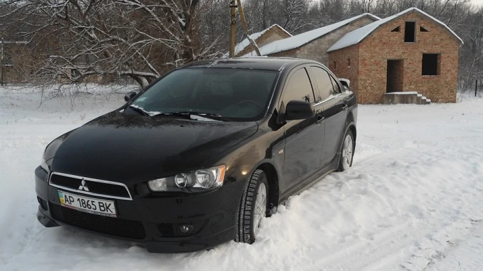 Mitsubishi Lancer Black Brother 3