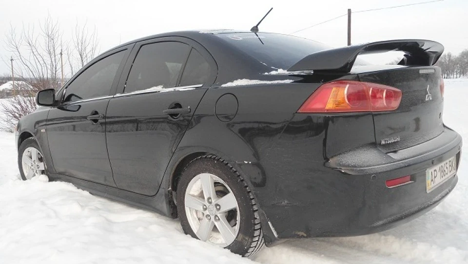 Mitsubishi Lancer Black Brother 4