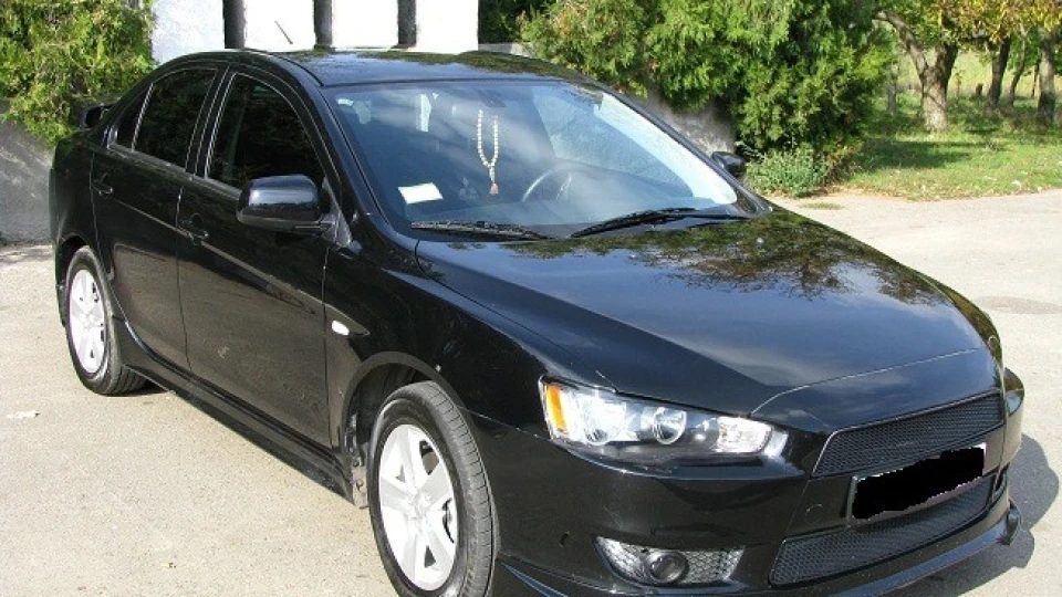 Mitsubishi Lancer Black Bullet 2