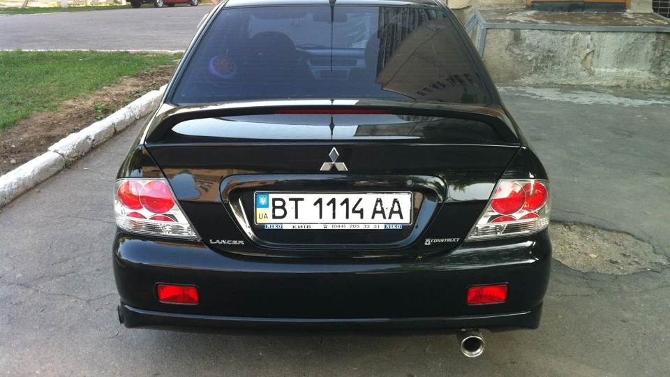 Mitsubishi Lancer black shark 2.0