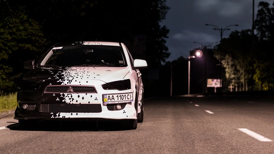 Mitsubishi Lancer ☯ black & white ☯ 3