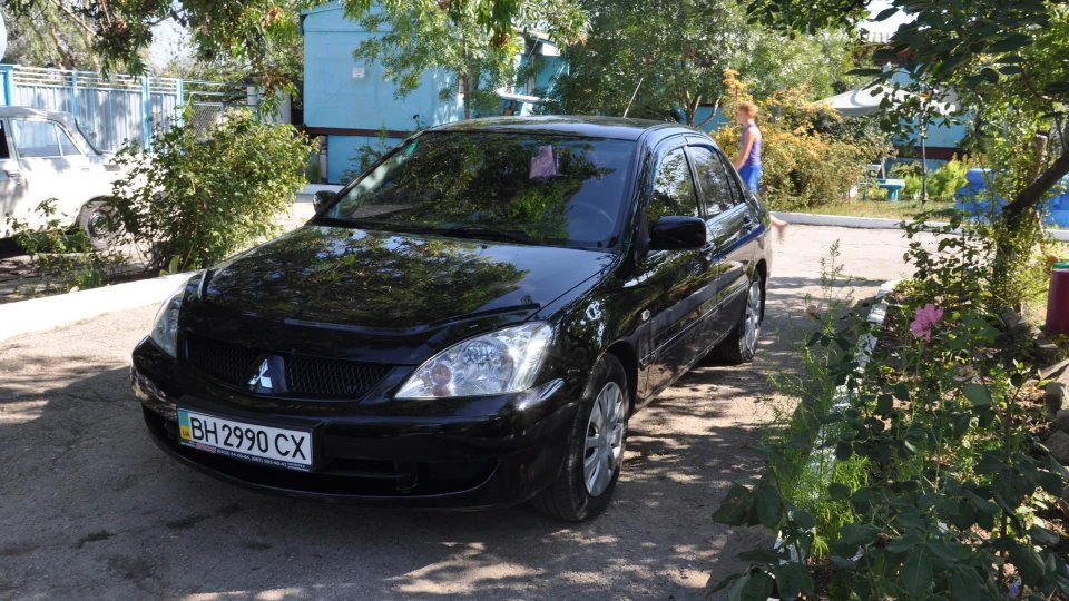 Mitsubishi Lancer BLACK 4