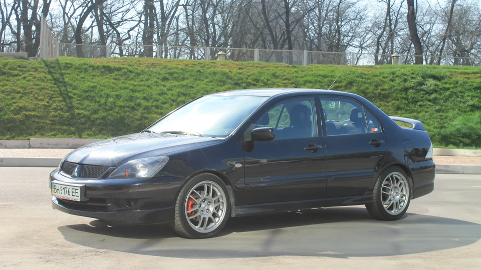 Mitsubishi Lancer blackStock 3