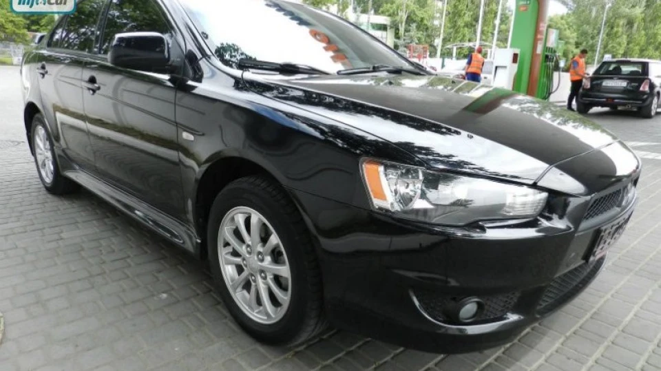 Mitsubishi Lancer БОРОДА