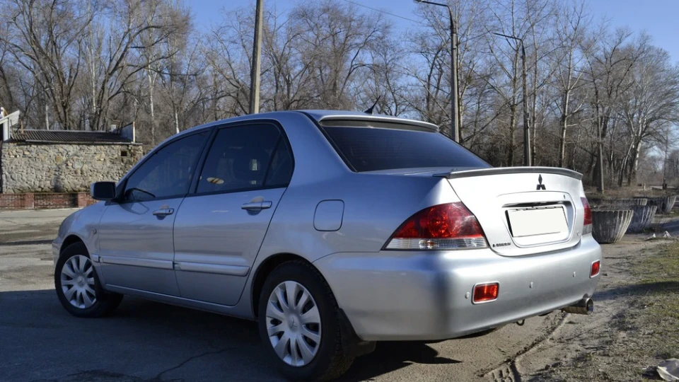 Mitsubishi Lancer BuGa 4