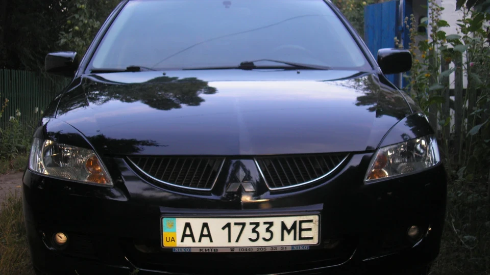 Mitsubishi Lancer Carbon Style
