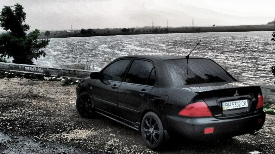 Mitsubishi Lancer Чорна Перлина 3