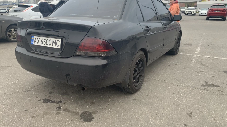 Mitsubishi Lancer Чорний evo 3