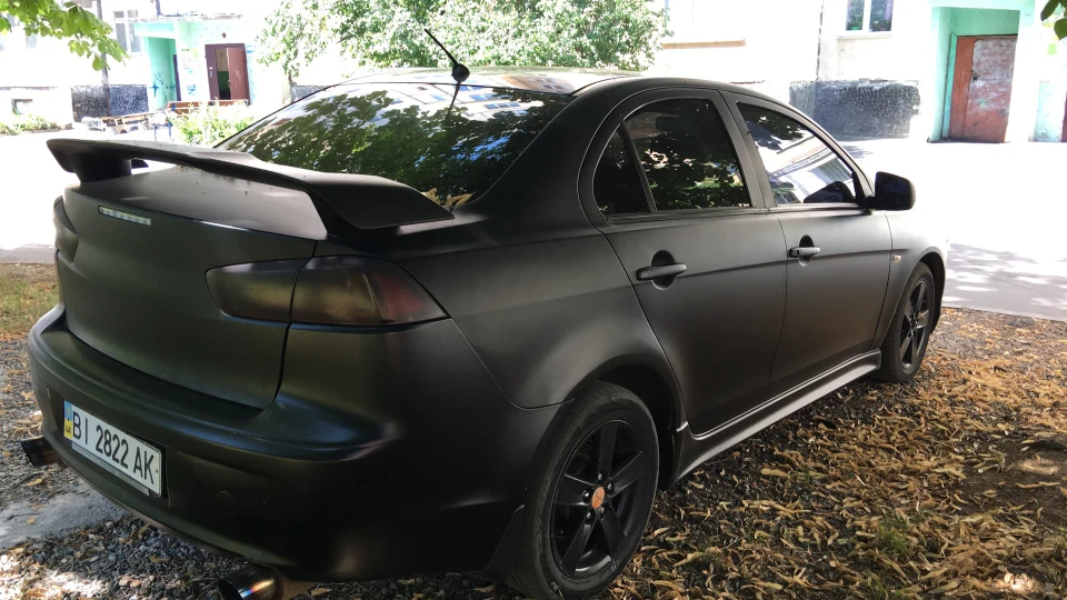 Mitsubishi Lancer Чорний мат 2.0 3