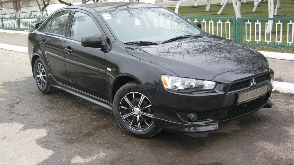 Mitsubishi Lancer Чорний Уланчик ) 2