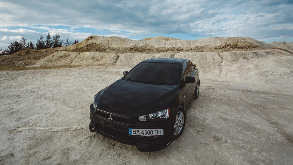 Mitsubishi Lancer CVT "2.0" 3