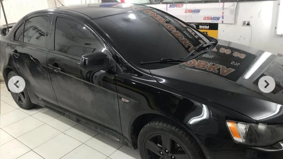 Mitsubishi Lancer DARK MITS.INTENZ 2.0