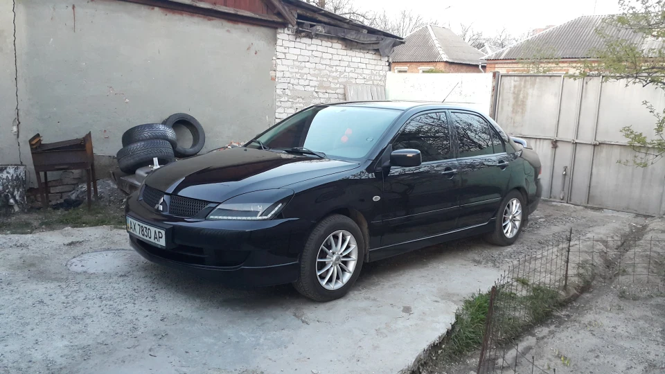 Mitsubishi Lancer Епонська пріора