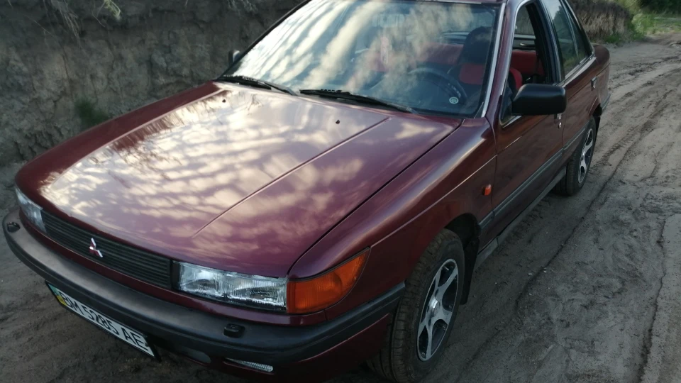 Mitsubishi Lancer GLX J 3