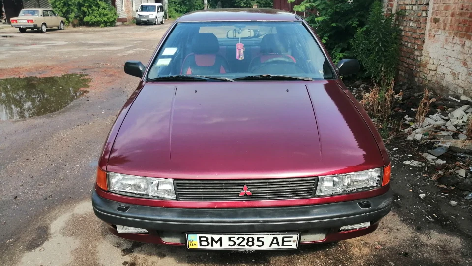 Mitsubishi Lancer GLX J 5