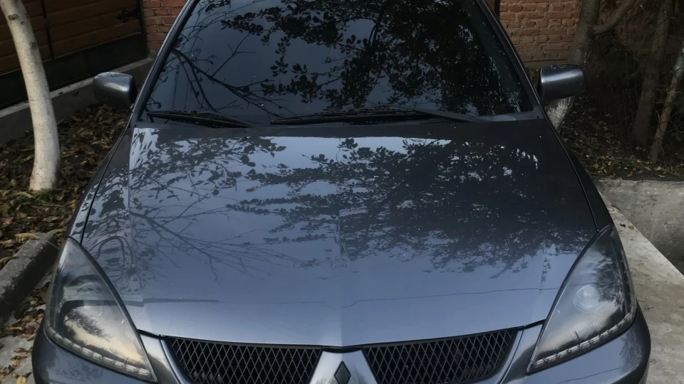 Mitsubishi Lancer Grey bitch 3