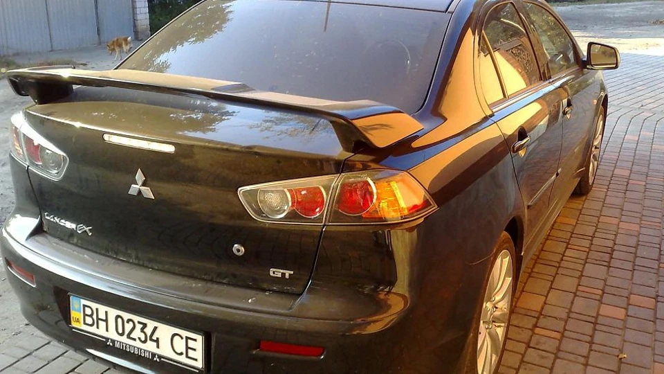 Mitsubishi Lancer GT black 2.0 CVT 2