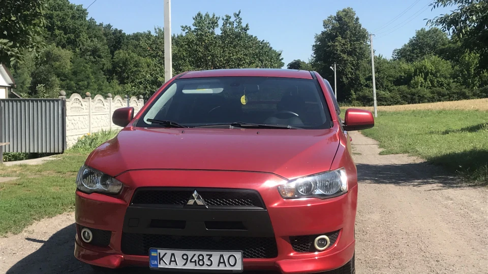 Mitsubishi Lancer GT 3