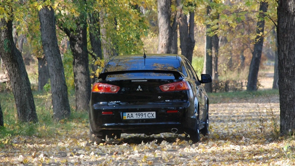 Mitsubishi Lancer GT1991 4