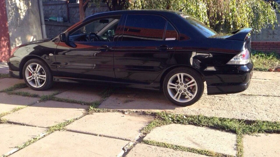 Mitsubishi Lancer IX 2,0л. хутро. Ластівка 2