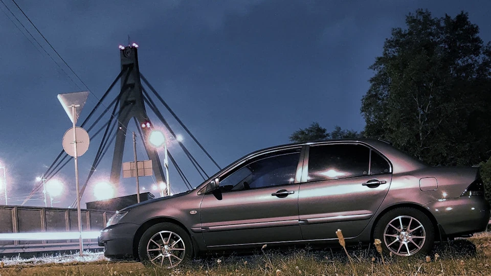 Mitsubishi Lancer IX 5