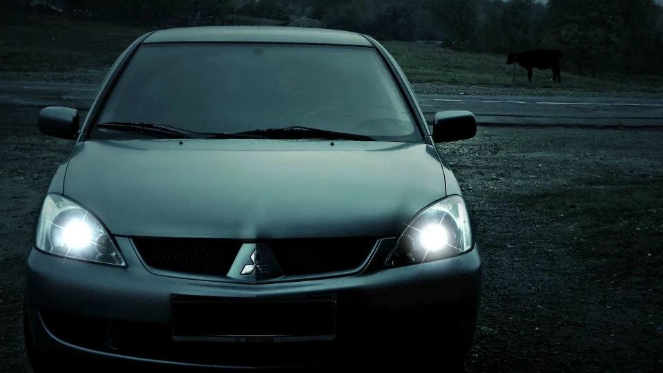 Mitsubishi Lancer IX 2