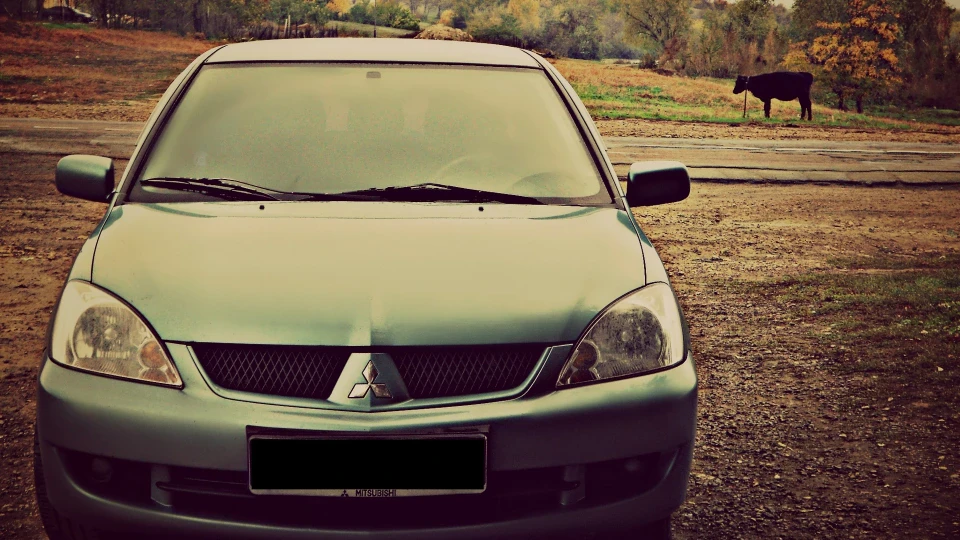 Mitsubishi Lancer IX 3