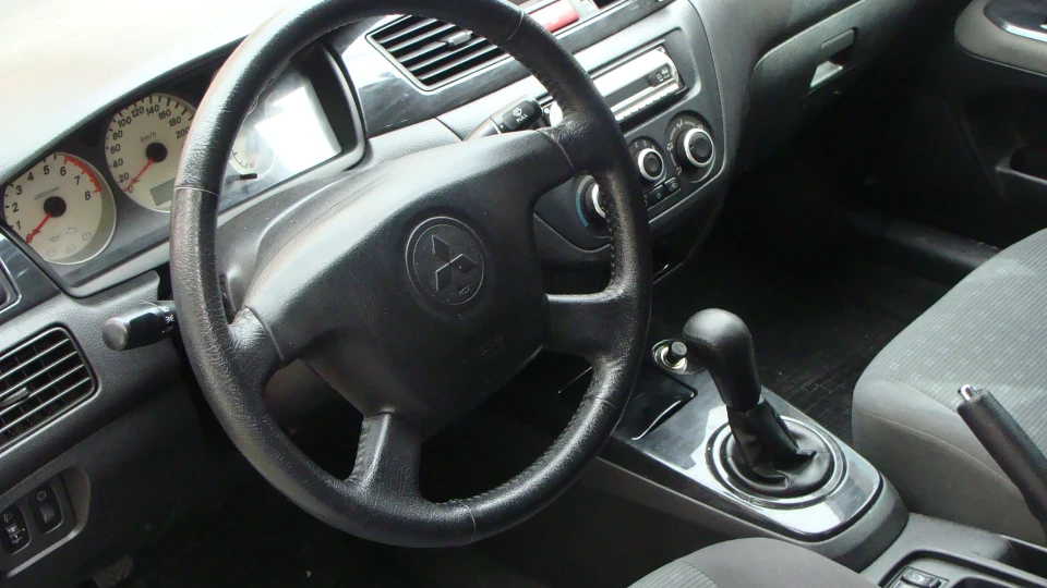 Mitsubishi Lancer ІХ 4