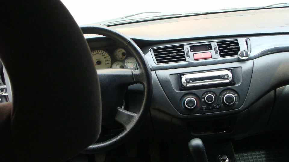 Mitsubishi Lancer ІХ 5