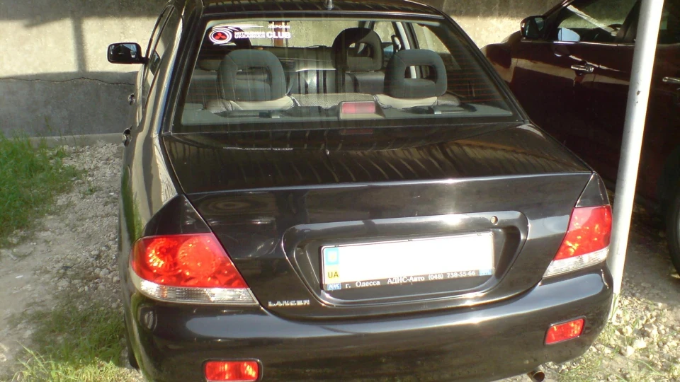 Mitsubishi Lancer IX 2