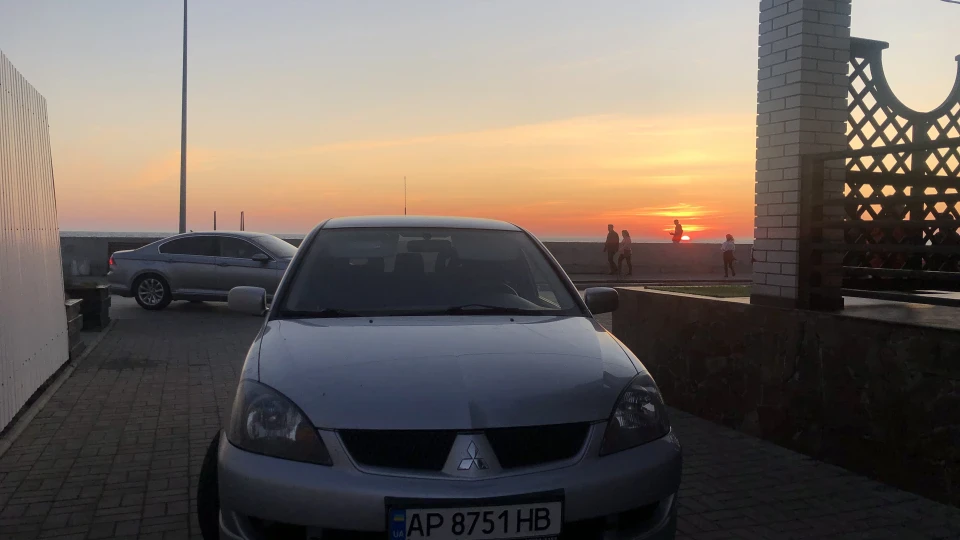 Mitsubishi Lancer Karamba 4