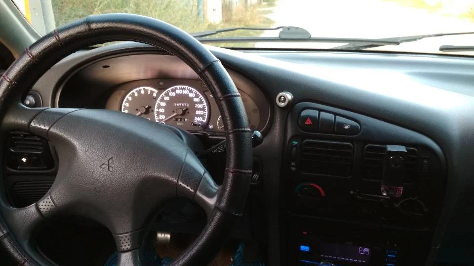 Mitsubishi Lancer червоний металік 3