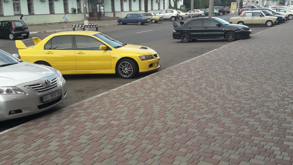 Mitsubishi Lancer Lancer 9 2.0 sport 2
