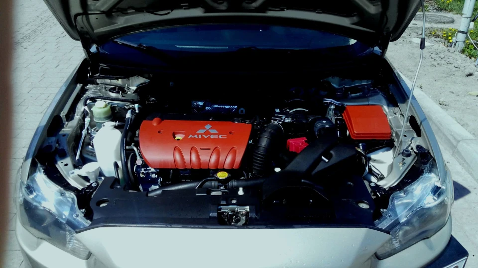 Mitsubishi Lancer Mivec