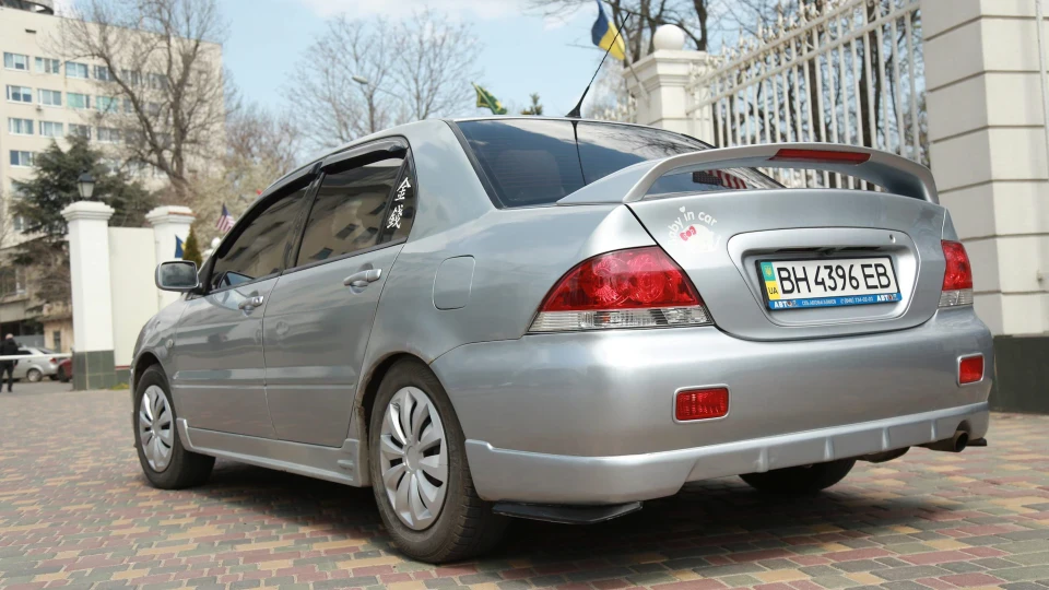 Mitsubishi Lancer МКПП 3