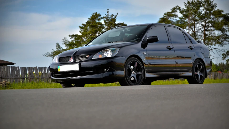 Mitsubishi Lancer One of a Kind 3