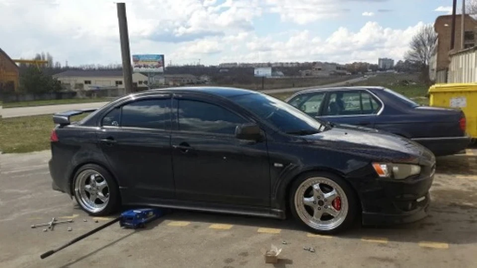Mitsubishi Lancer R20 NotAnEvo 2