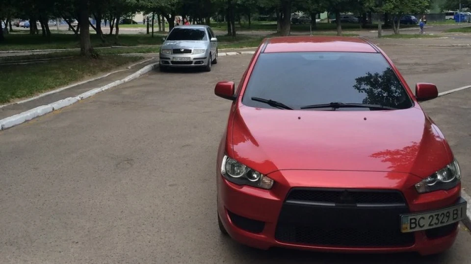 Mitsubishi Lancer Red Devill 3