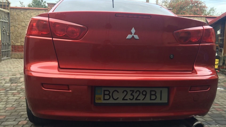 Mitsubishi Lancer Red Devill 4