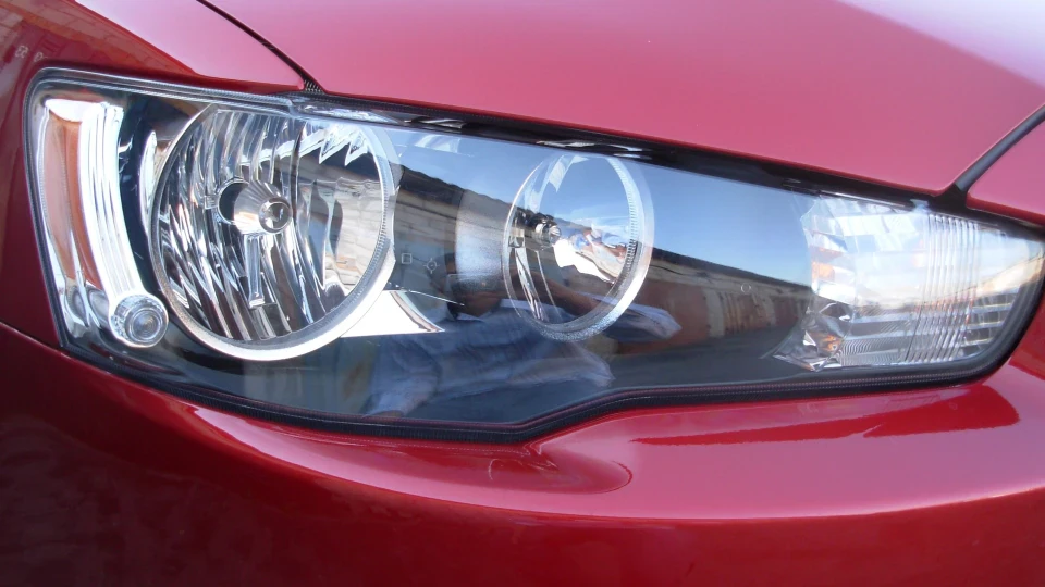 Mitsubishi Lancer Red Fulcrum