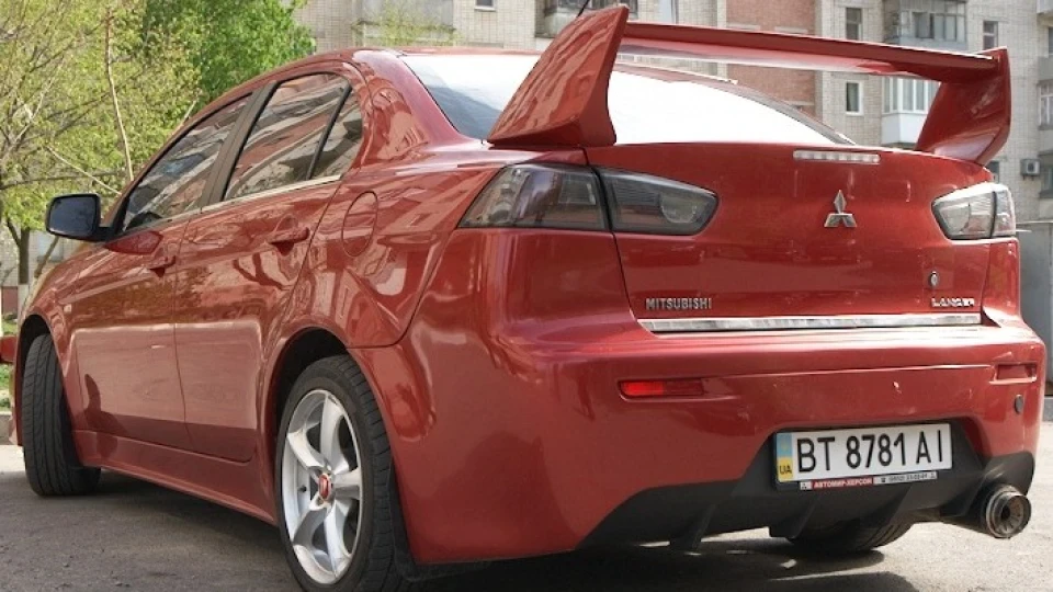 Mitsubishi Lancer Red Hot Chilly Lanser 2