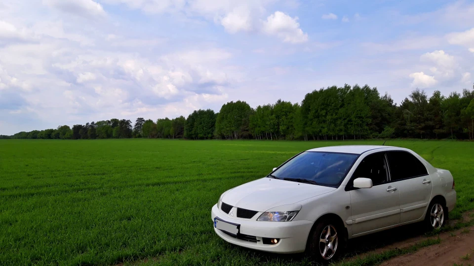 Mitsubishi Lancer Rocinante 2