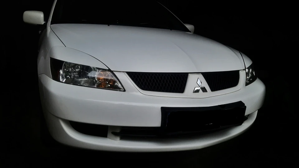 Mitsubishi Lancer Rocinante 5