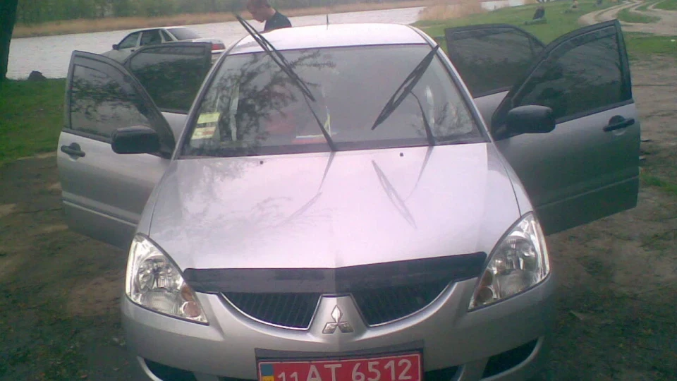 Mitsubishi Lancer срібло 2