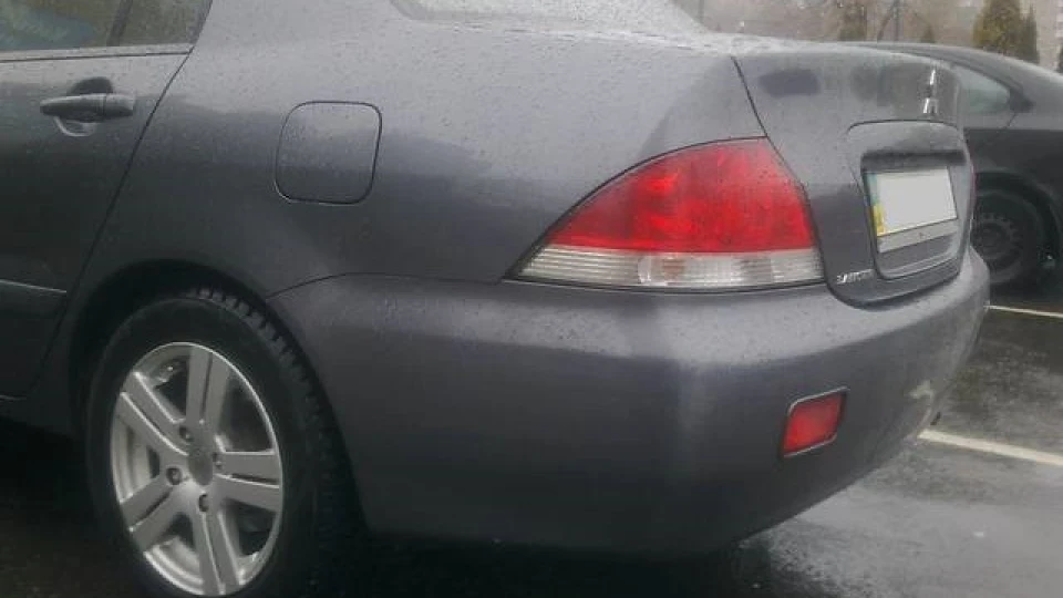Mitsubishi Lancer Сіренька 5