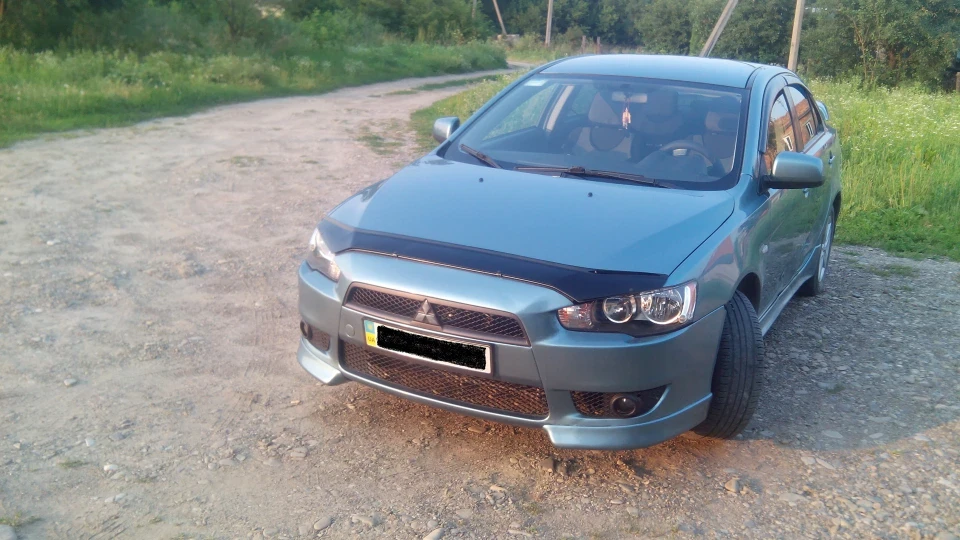 Mitsubishi Lancer Shark 2