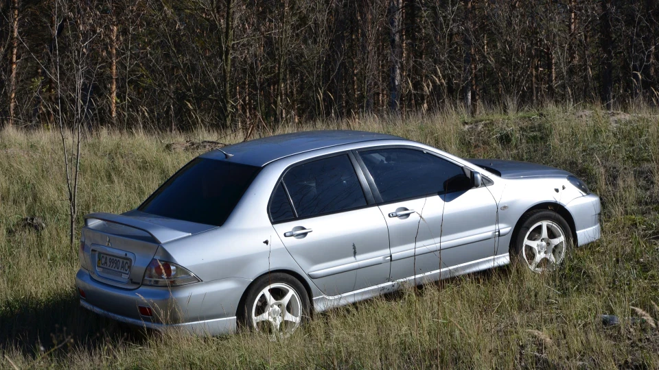 Mitsubishi Lancer SiLVeR 2