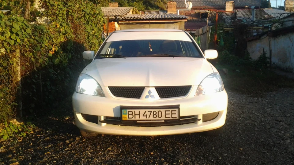 Mitsubishi Lancer Сніжинка 1.6 3